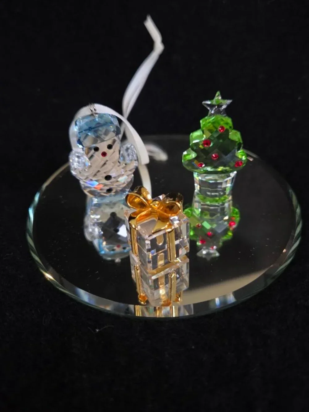 Swarovski Crystal Mini Christmas Ornament Set of 3 – Snowman, Tree & Present